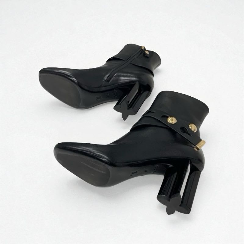 Louis Vuitton Silhouette Line Boots Short Shoes Leather Black Gold Logo — view 6