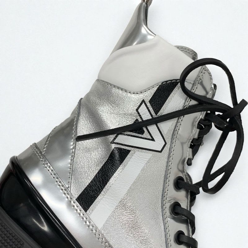Louis Vuitton Laurie Line Boots Short Shoes Leather Patent Silver Black — view 9