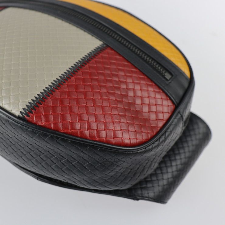 Bottega Veneta Belt Bag IN Micro Intrecciato Embossed Waist Calfleath — view 5