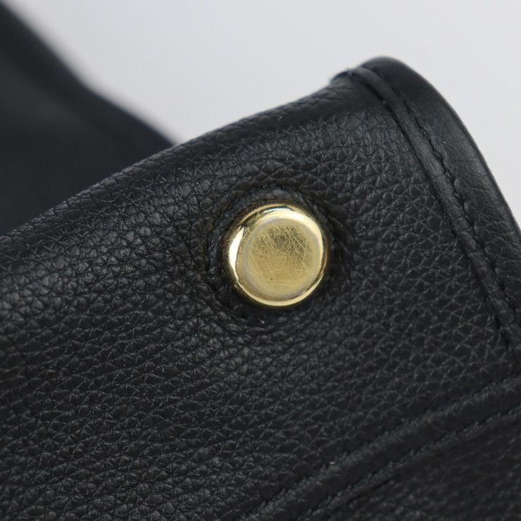 Gucci Logo Medium Tote Shoulder Bag Embossed Leather Black — view 7
