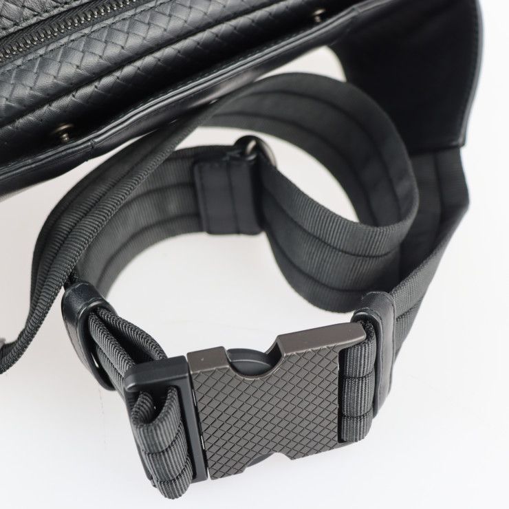 Bottega Veneta Belt Bag IN Micro Intrecciato Embossed Waist Calfleath — view 6