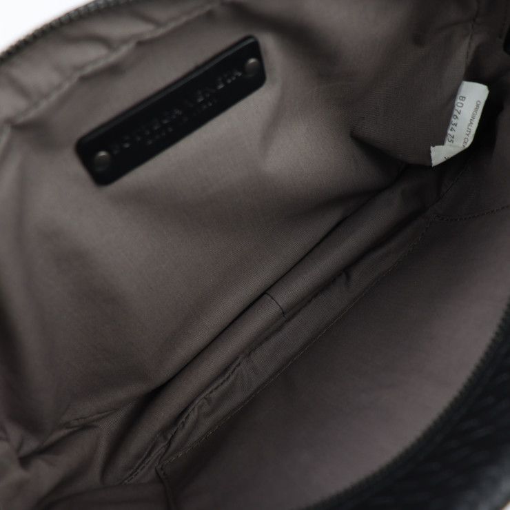 Bottega Veneta Belt Bag IN Micro Intrecciato Embossed Waist Calfleath — view 8
