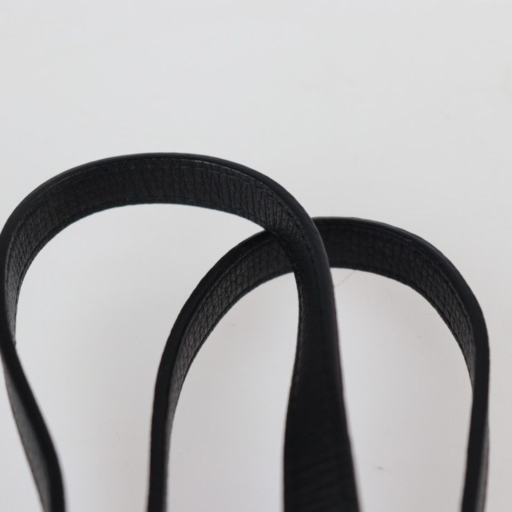 Bottega Veneta Angle Shoulder Bag Calf Leather Black — view 7