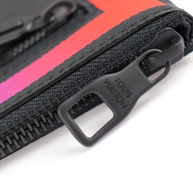Louis Vuitton Pochette A4 Clutch Bag Leather Black Rainbow Taiga — view 7