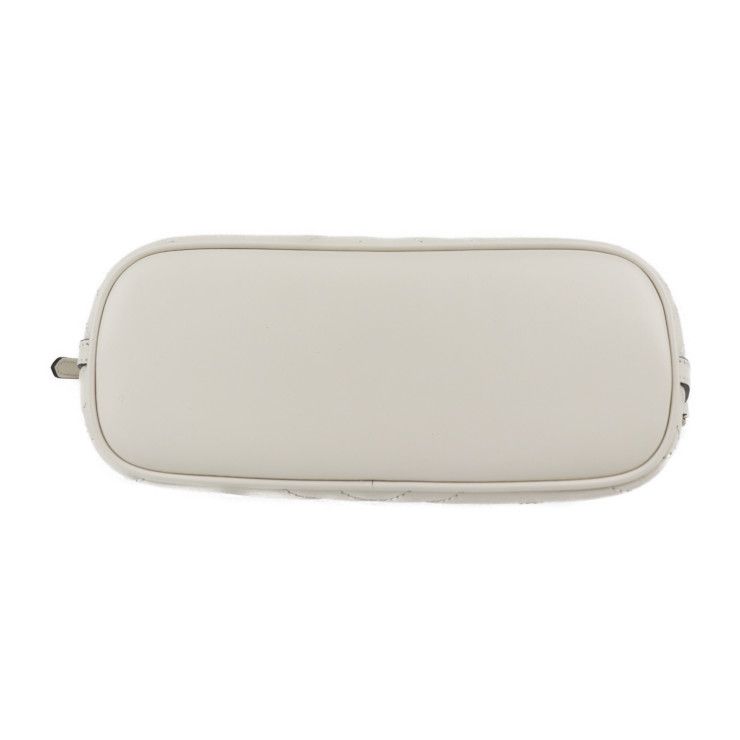 Gucci Shoulder Bag Leather White Ivory Gold Hardware GG Marmont Quilted — view 4