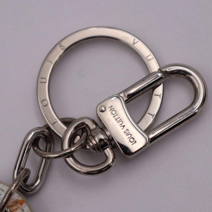 Louis Vuitton Porte Cles Military Tab Key Holder Mp2862 Calf Leather White — view 4