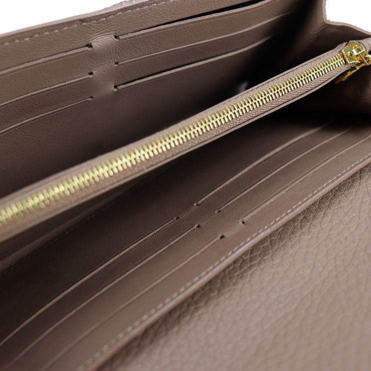 Louis Vuitton Portefeuille Capucines Long Wallet Taurillon Leather Taupe — view 4