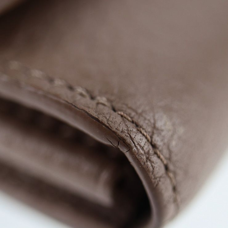 Louis Vuitton Portefeuille Capucines Long Wallet Taurillon Leather Taupe — view 6