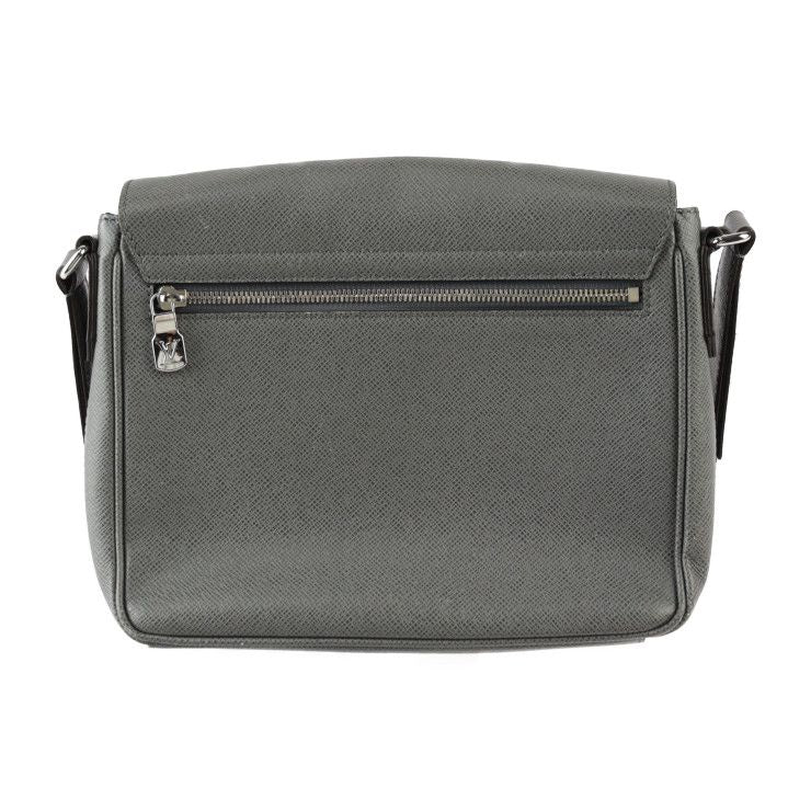 Louis Vuitton District PM NV3 Messenger Bag Leather Glacier Gray Silver — view 3
