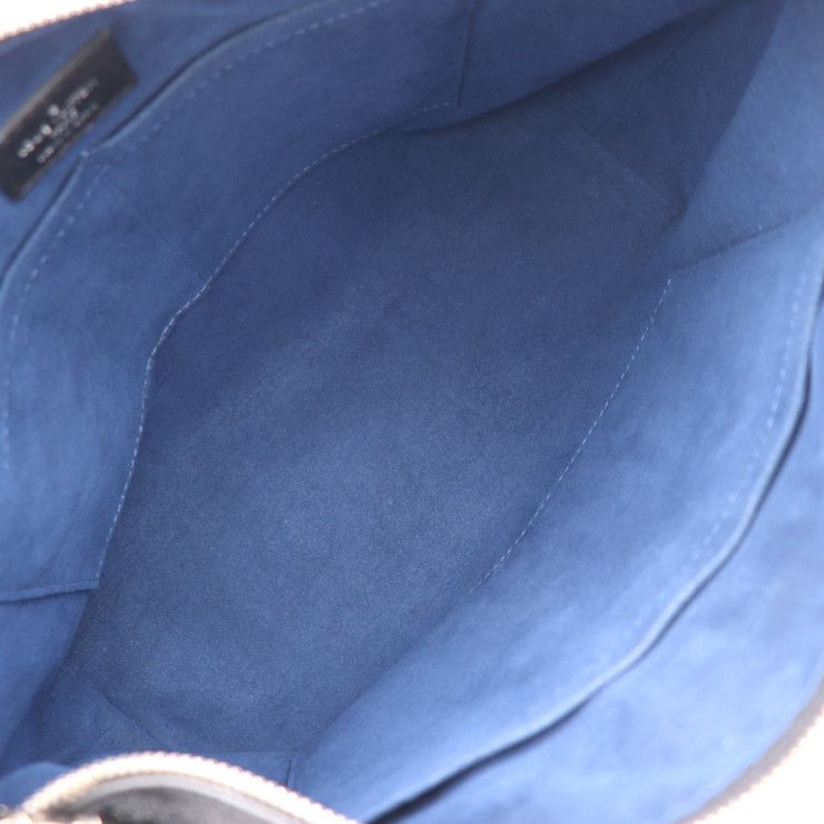 Louis Vuitton Alma Nd Messenger PM Shoulder Bag Taurillon Leather Black — view 8