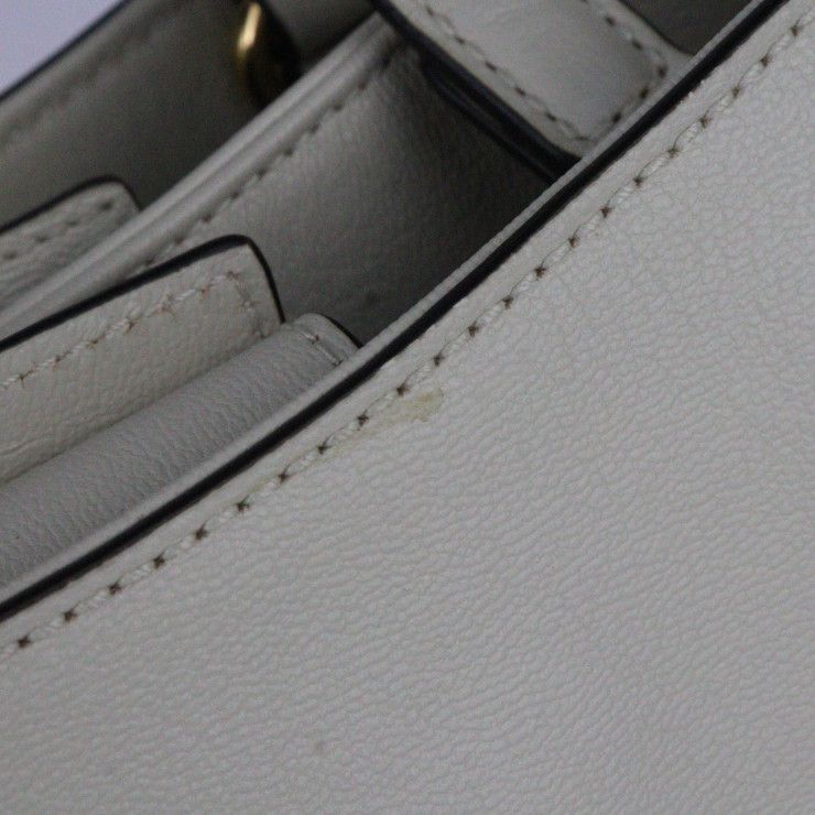 Gucci Horsebit 1955 Medium Tote Handbag Leather Ivoryish Gold Hardware — view 6