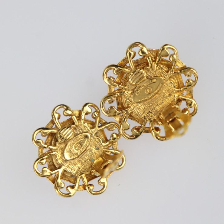 Chanel Gripoix Round Earrings Metal Bijoux Gold Red With Clip Vintage — view 5