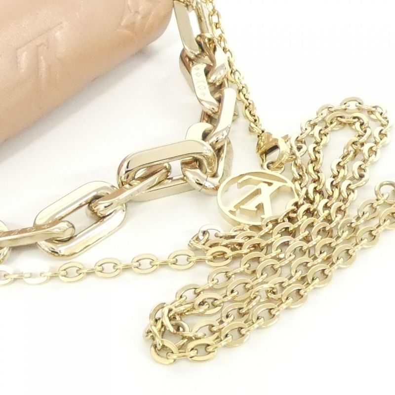 Louis Vuitton Belt Bag Couss in Shoulder — view 4