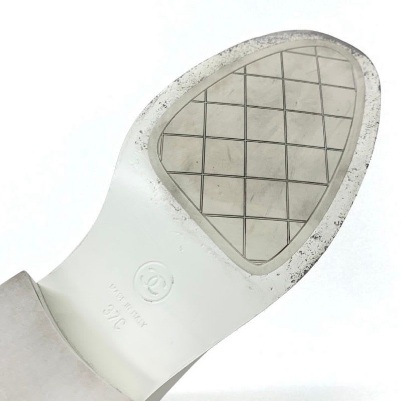 Chanel Loafer Leather Shoes White Gold Coco Mark — view 7