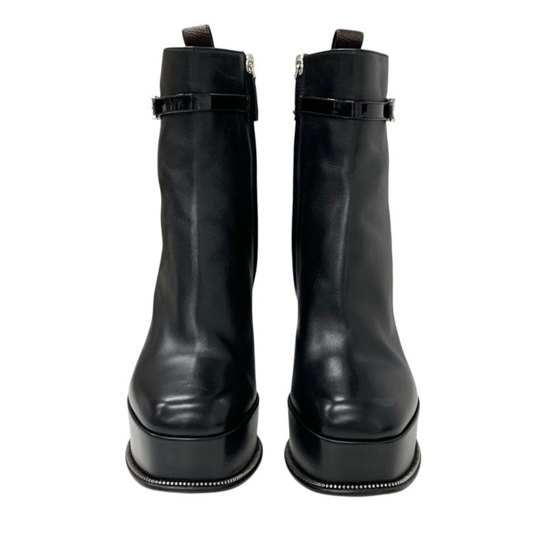 Louis Vuitton Fameline Monogram Boots Short Shoes Leather Patent Black — view 2