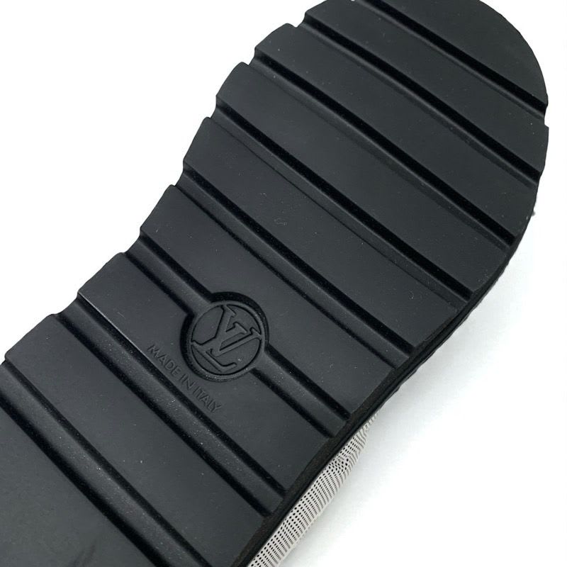 Louis Vuitton Pillow Line Monogram Boots Short Shoes Nylon White Black — view 9