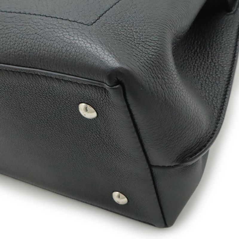 Louis Vuitton Lock Me Ever MM Handbag 2-Way Shoulder Bag Leather Noir Black — view 3