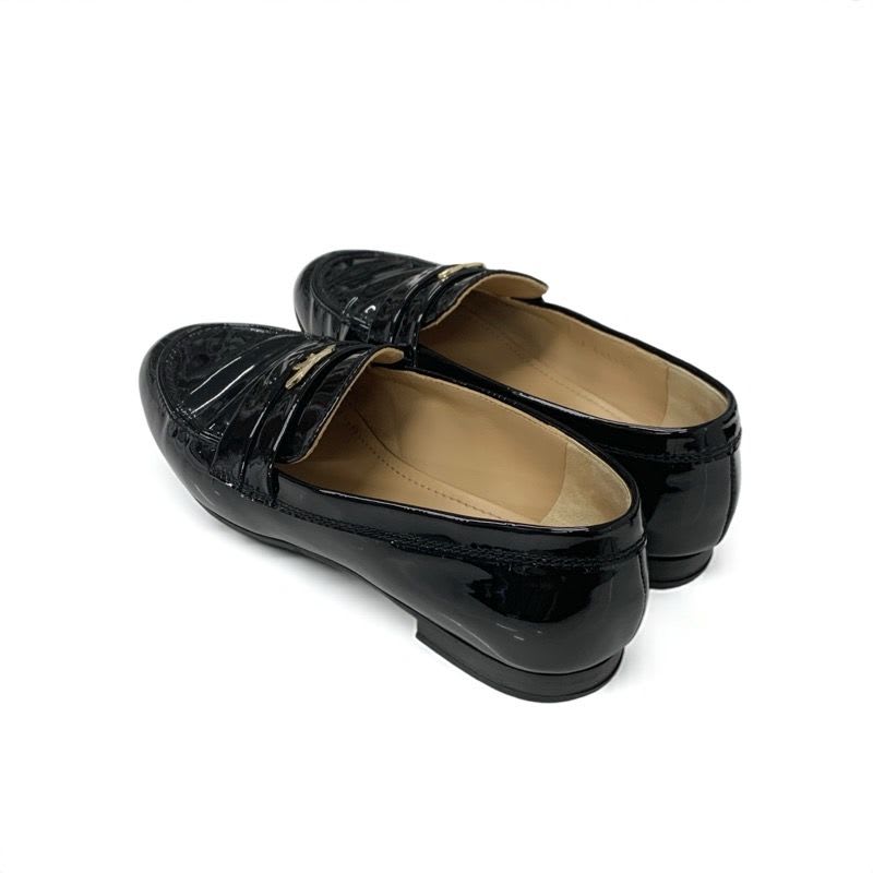 Chanel Loafer Leather Shoes Enamel Black Gold Coco Mark — view 4