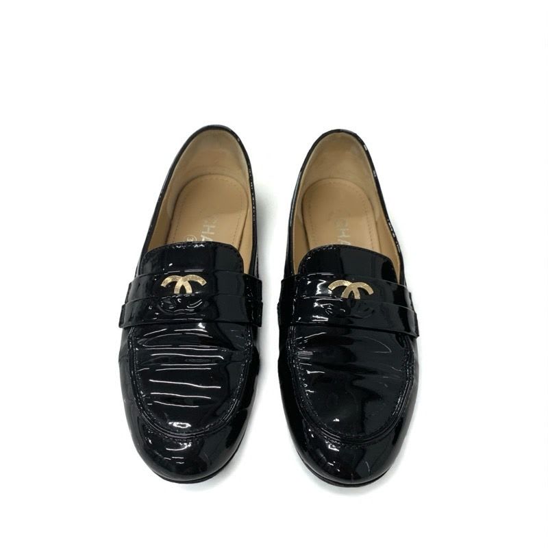 Chanel Loafer Leather Shoes Enamel Black Gold Coco Mark — view 2