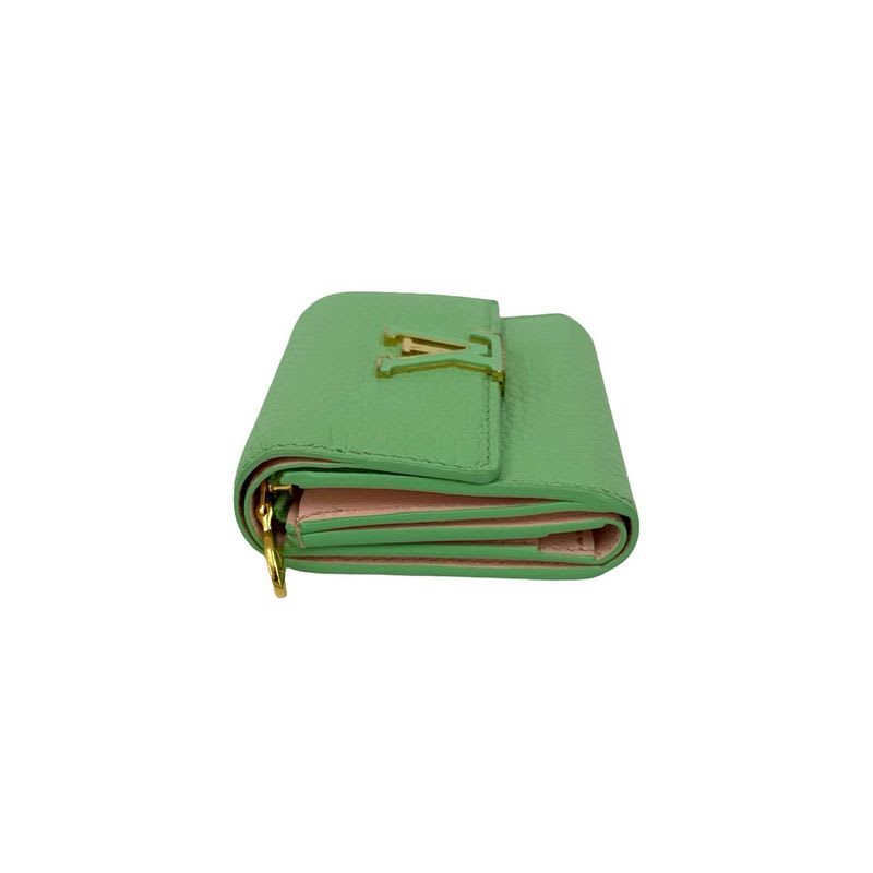 Louis Vuitton Portefeuille Capucines XS Leather — view 4