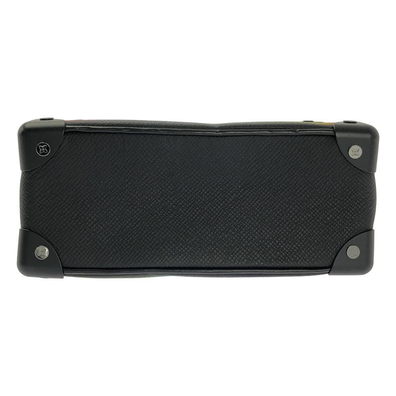 Louis Vuitton Taiga Soft Trunk Leather Chain Shoulder Bag Black — view 7