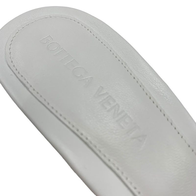 Bottega Veneta Sandals Shoes Lambskin White Mules Quilted — view 7