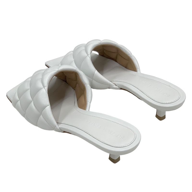 Bottega Veneta Sandals Shoes Lambskin White Mules Quilted — view 4