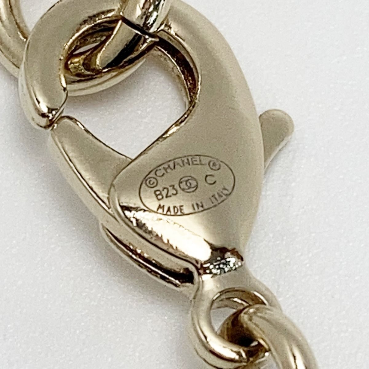 Chanel Coco Mark Heart Arrow Necklace B23 C Gold GP Rhinestone — view 6