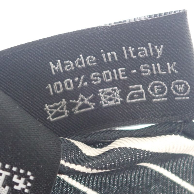 Chanel Coco Mark Scarf Silk Black — view 7