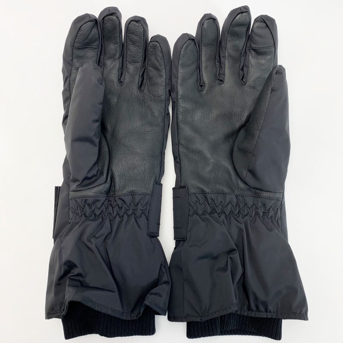 Fendi Embossed FF Logo Gloves Black L Size Nylon — view 3