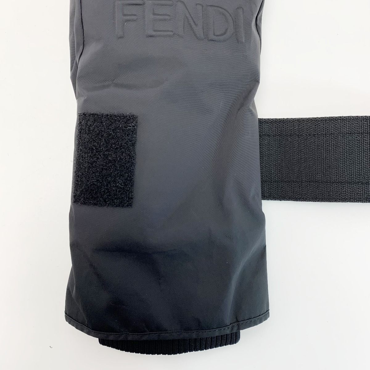 Fendi Embossed FF Logo Gloves Black L Size Nylon — view 5
