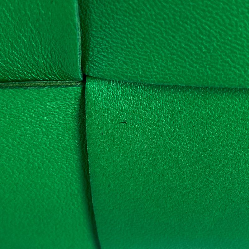 Bottega Veneta Cassette Shoulder Bag Mini Maxi Intrecciato — view 4