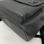 Louis Vuitton LV Aerogram Pilot Sling Bag Leather Noir Black — view 9