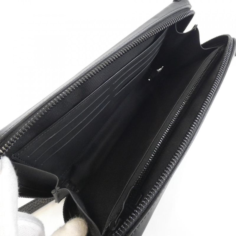 Louis Vuitton Taurillon Monogram Soft Trunk Clutch Bag — view 8