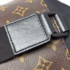Louis Vuitton Shoulder Bag Monogram Chokes — view 8