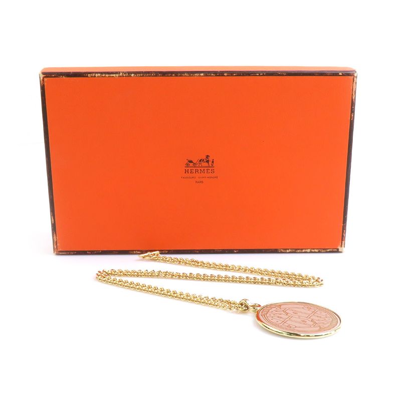 Hermes Pendant Necklace Medaille Cadrige GM — view 9