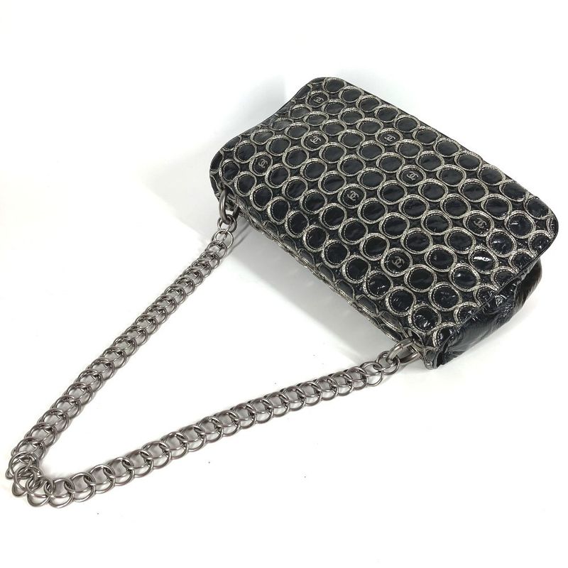 Chanel Shoulder Bag CC Coco Logo Black — view 4