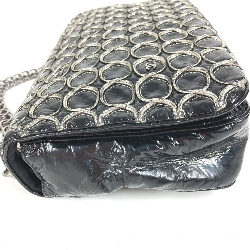 Chanel Shoulder Bag CC Coco Logo Black — view 3