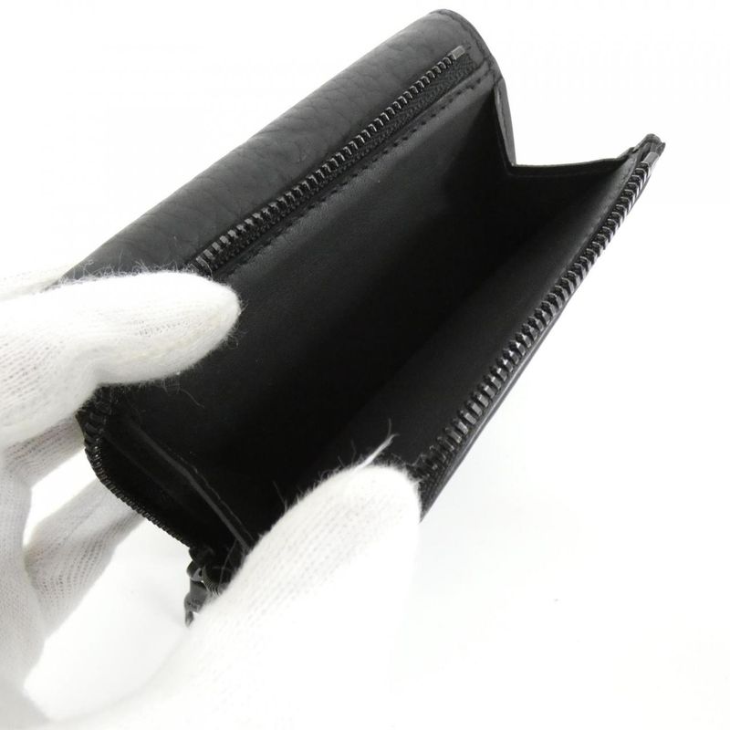 Louis Vuitton Taurillon Monogram Portefeuille Pilot Wallet — view 7