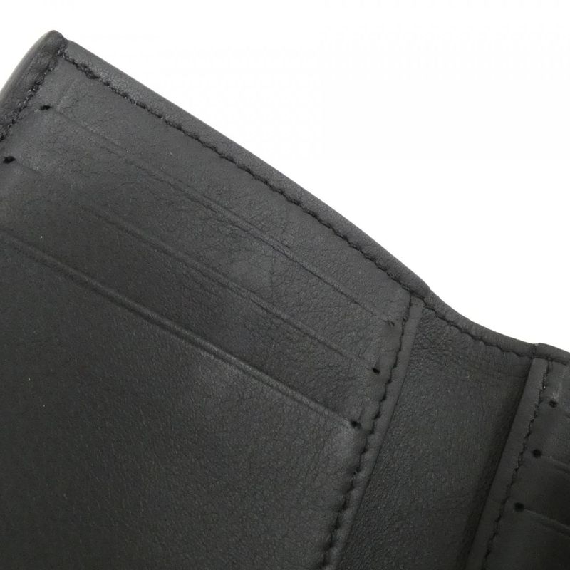 Louis Vuitton Taurillon Monogram Portefeuille Pilot Wallet — view 5