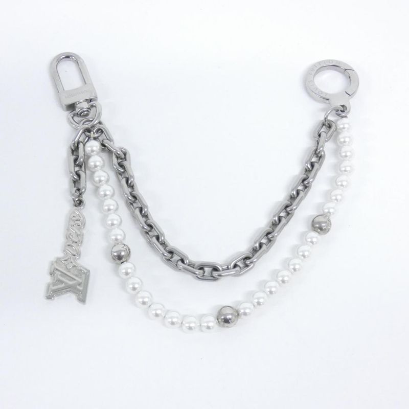 Louis Vuitton Chain Belt Pearl Mini Accessories — view 3