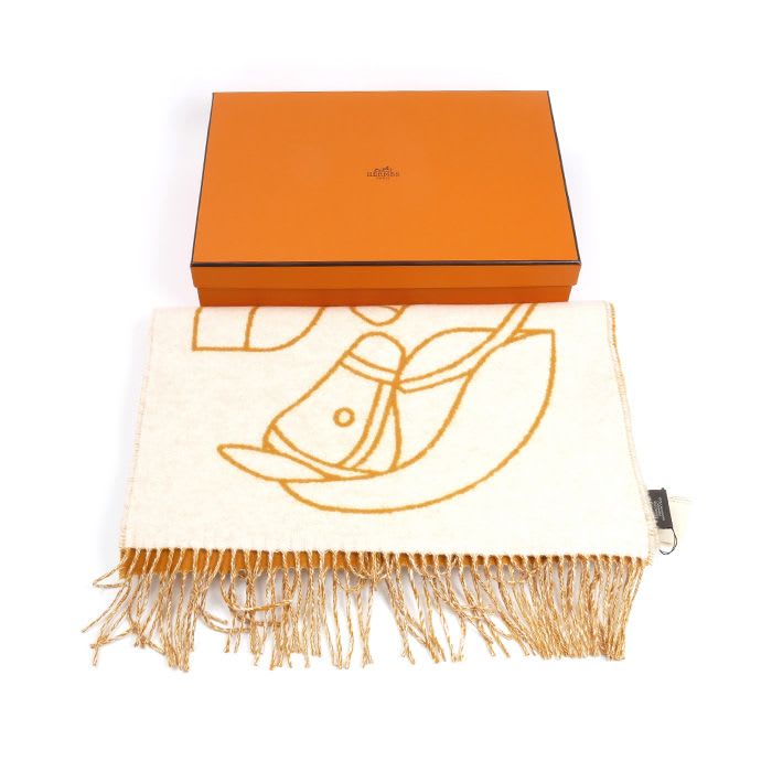Hermes Entrelac Equestre Muffler Ivory Jaune Au-cles S 03 Scarf — view 6