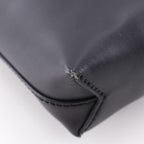 Gucci Messenger Bag GG Supreme Canvas Black Shoulder — view 6