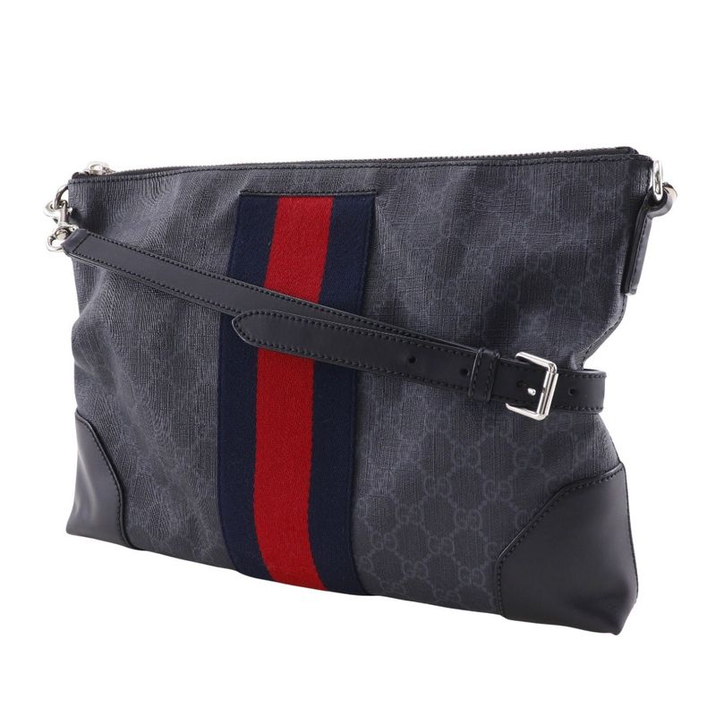 Gucci Messenger Bag GG Supreme Canvas Black Shoulder — view 2