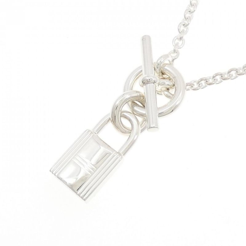 Hermes Amourette Cadenas Size 40 Necklace — view 4