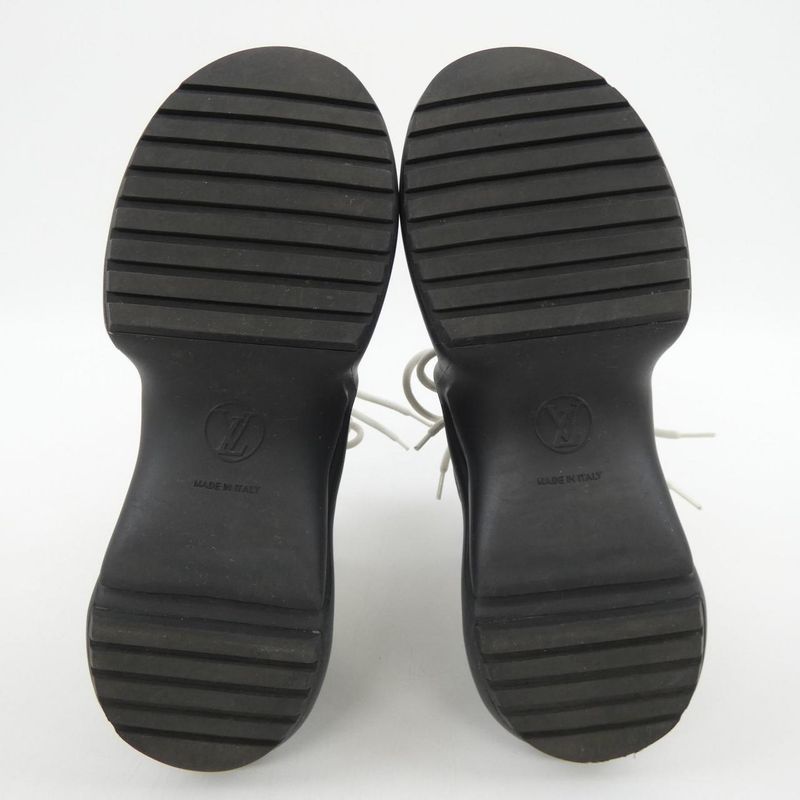 Louis Vuitton Arc Light Line Sneakers — view 4