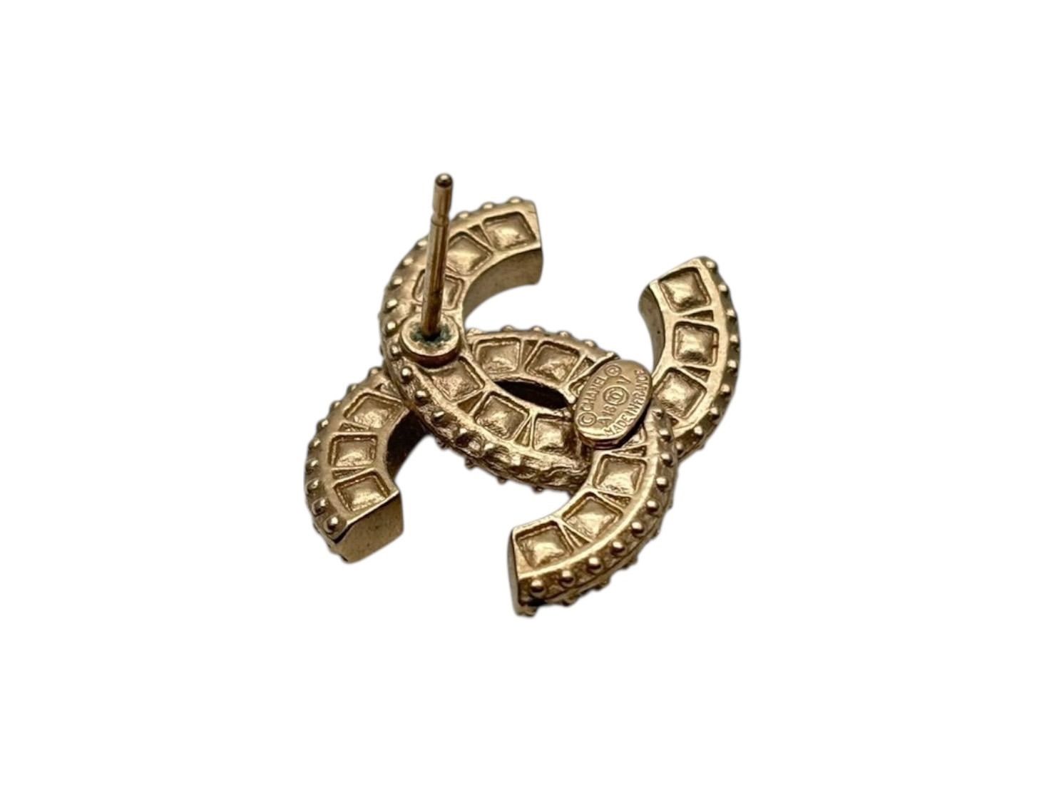 Chanel CC Logo Earrings Rhinestone Gold Plated — view 7