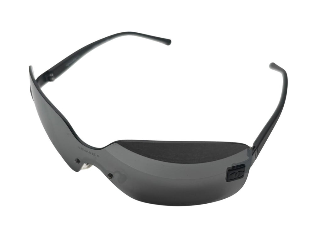 Chanel Rimless Sunglasses Eyewear 120 CC Logo Black — view 2