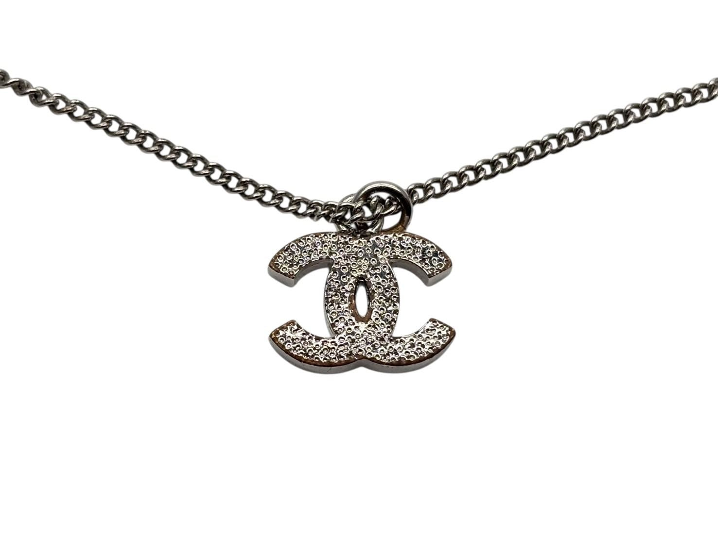 Chanel CC Logo Necklace 11 44 Rhinestone Metal Clear Silver — view 5