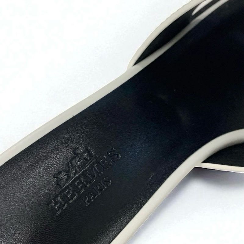 Hermes Area 60 Sandals Shoes Leather White Mules — view 8